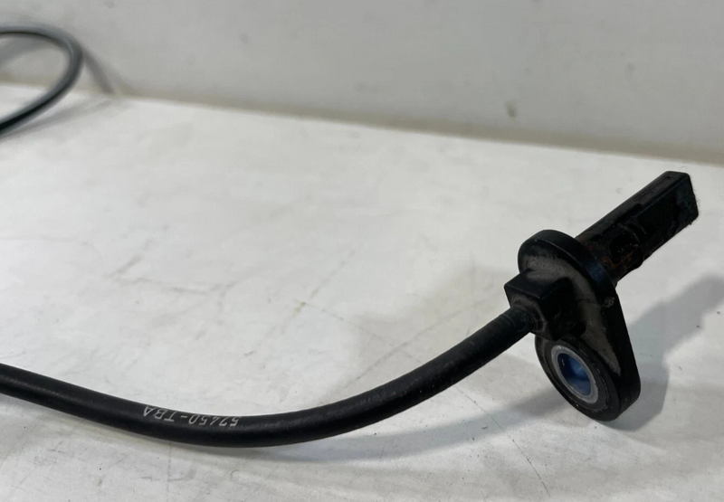 Load image into Gallery viewer, 2016-2021 HONDA CIVIC, 19-22 INSIGHT FRONT RIGHT ABS WHEEL SPEED SENSOR # 89807
