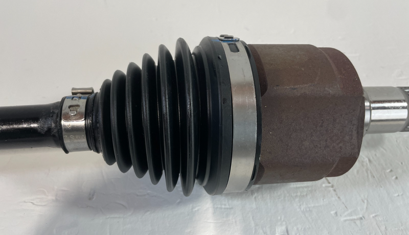 Load image into Gallery viewer, 2022-2025 HYUNDAI TUCSON REAR RIGHT PASSENGER SIDE AXLE SHAFT HALFSHAFT # 105084
