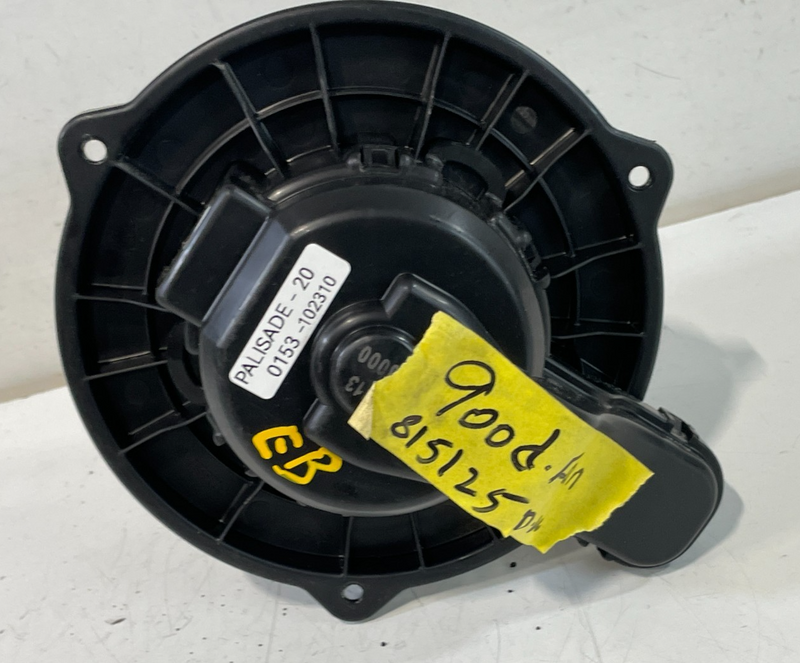 Load image into Gallery viewer, 2020-2022 HYUNDAI PALISADE FRONT DASH AC A/C HEATER BLOWER W/ FAN MOTOR # 102310
