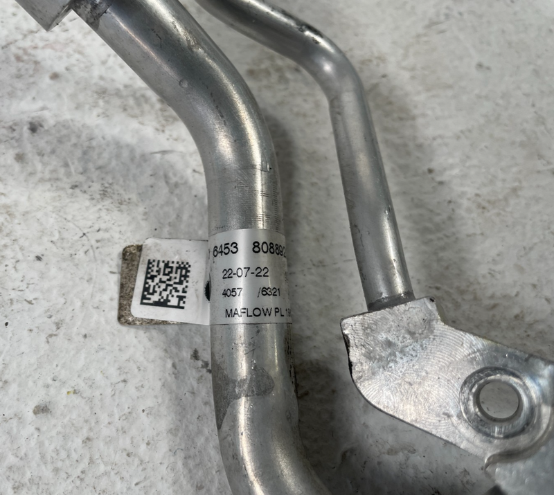 Load image into Gallery viewer, 21-25 BMW G82 M4 M3 M2 A/C AIR CONDITIONING PIPE LINE HOSE ASSEMBLY 3.0L #105723
