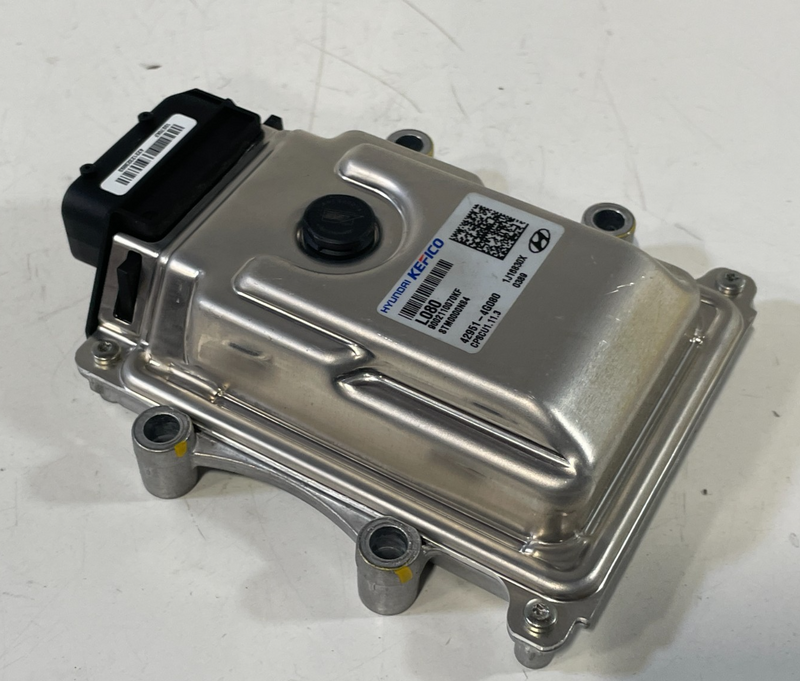 Load image into Gallery viewer, 2021 - 2023 HYUNDAI SANTA FE TRANSMISSION SHIFT SBW CONTROL MODULE UNIT # 101921

