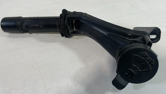 20-26 CADILLAC CT5 WIPER WASHER RESERVOIR TANK BOTTLE FILLER NECK W/ HOSE 104962