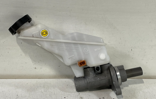 2020-2025 HYUNDAI PALISADE BRAKE MASTER CYLINDER RESERVOIR BOOSTER TANK