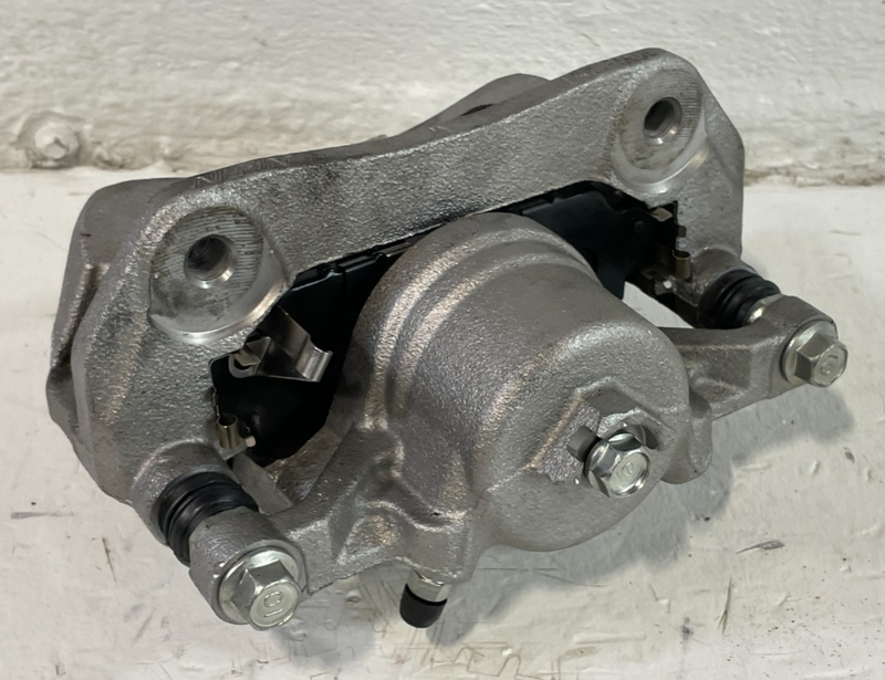 Load image into Gallery viewer, 2018 - 2025 HONDA ACCORD FRONT RIGHT BRAKE CALIPER W/ BRAKE PADS 1.5L # 103538
