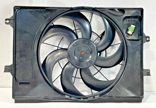 21-23 HYUNDAI ELANTRA ENGINE RADIATOR COOLING FAN BLOWER ASSEMBLY 2.0L # 93786