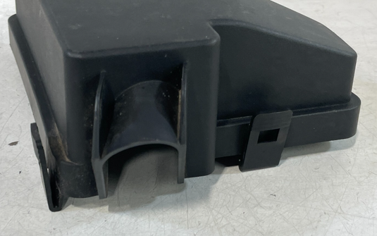 2019 - 2021 INFINITI QX50 ENGINE FUSE RELAY JUNCTION BOX LID COVER 2.0L