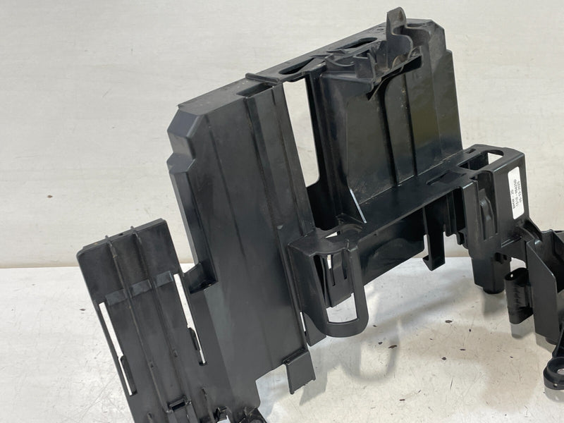 Load image into Gallery viewer, 19-20 BMW 330i 330i xDrive INTEGRATED POWER SUPPLY MODULE HOLDER BRACKET #98425D
