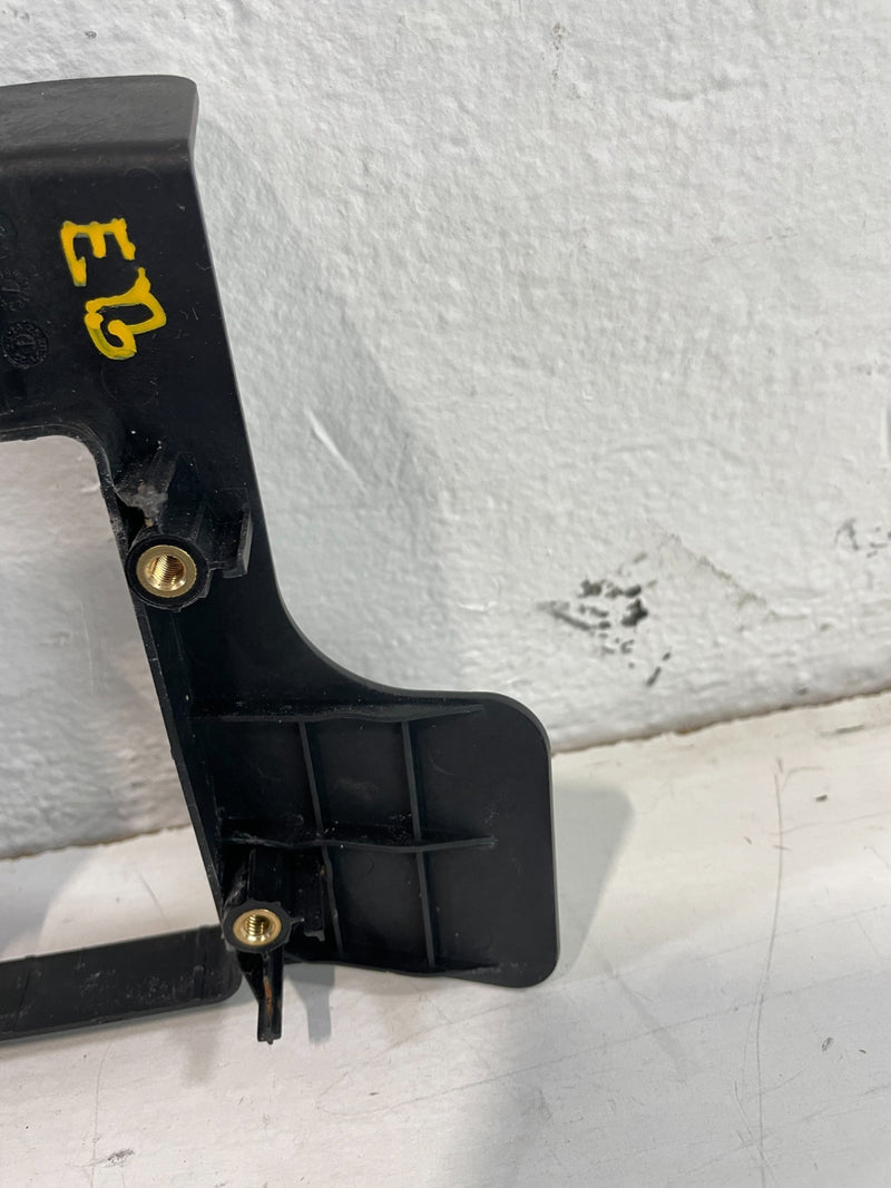 Load image into Gallery viewer, 22-23 GENESIS G70 REAR LEFT DRIVER SIDE BLIND SPOT RADAR MODULE BRACKET # 104266
