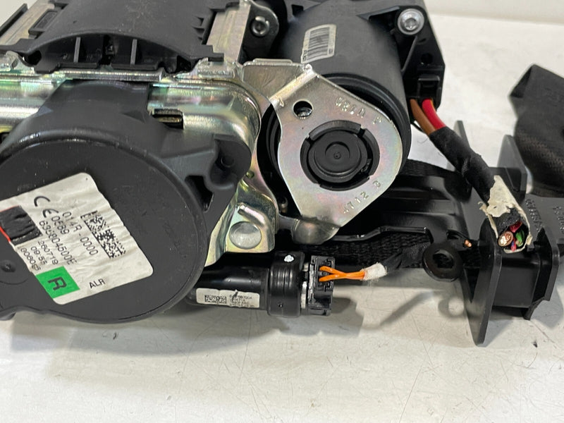 Load image into Gallery viewer, 2019-2024 BMW 330i 330e FRONT RIGHT PASSENGER SIDE SEAT BELT RETRACTOR # 98343
