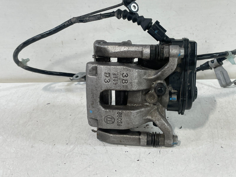 Load image into Gallery viewer, 23-25 HONDA HR-V REAR LEFT DRIVER SIDE DISC BRAKE CALIPER W/ ABS SENSOR # 100730
