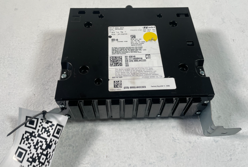 Load image into Gallery viewer, 2025 HYUNDAI TUCSON AUDIO RADIO RECEIVER HEAD MODULE UNIT 96560-N9770 # 105915
