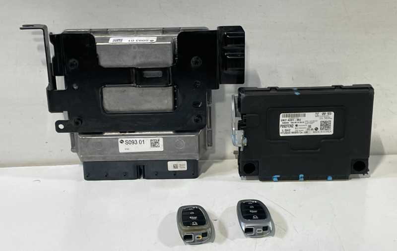 Load image into Gallery viewer, 2022 SANTA FE AWD ENGINE &amp; BODY CONTROL MODULE ECM BCM W/ KEY FOBS 2.5L # 101920
