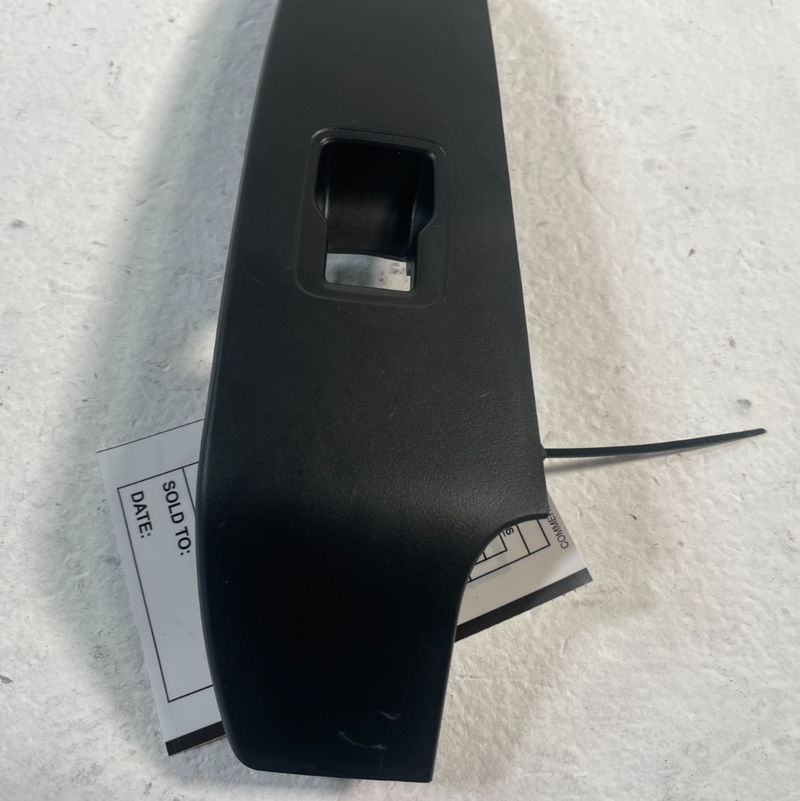 Load image into Gallery viewer, 23-25 ACURA INTEGRA REAR LEFT DRIVER SIDE POWER DOOR WINDOW SWITCH BEZEL 106720
