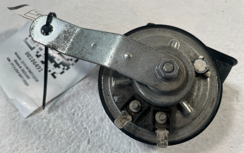 Load image into Gallery viewer, 2019 - 2021 INFINITI QX50 LOW PITCH HORN SIGNAL ALARM 25620-5NA0A # 106491
