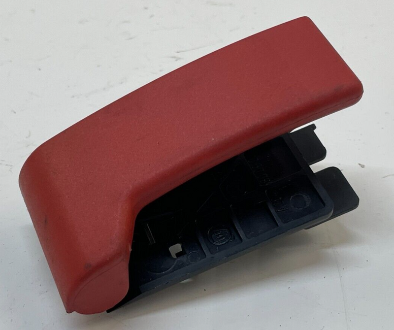 Load image into Gallery viewer, 2017 - 2019 INFINITI QX30 HOOD BONNET RELEASE OPENER HANDLE 65623-5DA0C # 79365
