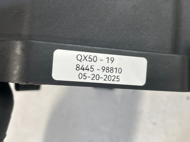 Load image into Gallery viewer, 2019 - 2021 INFINITI QX50 ENGINE FUSE RELAY JUNCTION BOX LID COVER 2.0L # 98810
