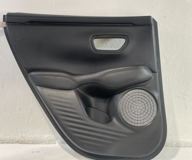Load image into Gallery viewer, 2023 - 2025 HONDA HR-V LX REAR LEFT DRIVER SIDE DOOR TRIM PANEL BLACK # 100734
