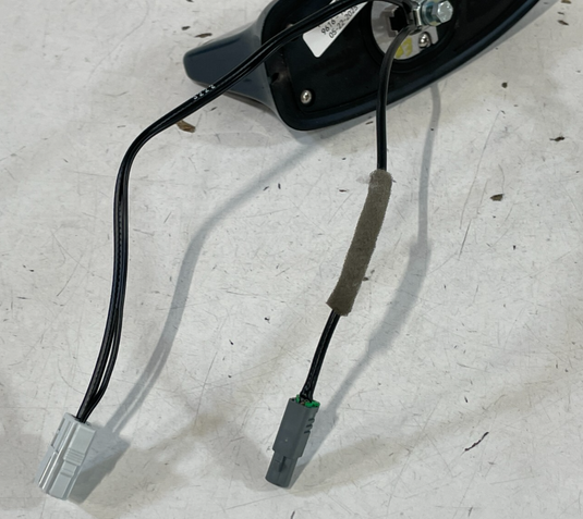 23-25 HR-V TOP ROOF SATELLITE SHARK FIN RADIO ANTENNA TURQUOISE (G553P)