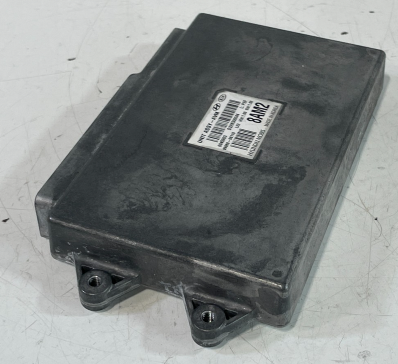 Load image into Gallery viewer, 2020-2022 HYUNDAI DRIVER ASSIST SURROUND VIEW CAMERA CONTROL MODULE # 103063
