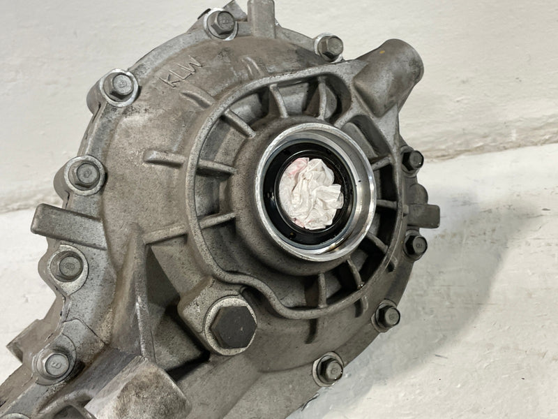 Load image into Gallery viewer, 2019 - 2023 GENESIS G70 RWD REAR DIFFERENTIAL AXLE CARRIER ASSEMBLY 2.0L #101102
