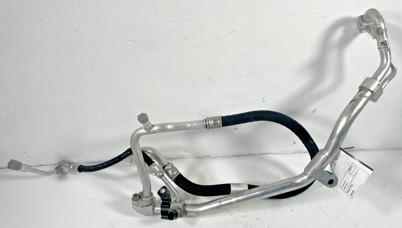 Load image into Gallery viewer, 21-25 BMW G82 M4 M3 M2 A/C AIR CONDITIONING PIPE LINE HOSE ASSEMBLY 3.0L #105723

