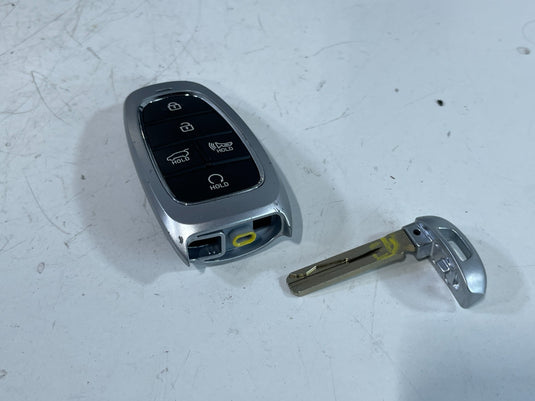 2024 HYUNDAI TUCSON SEL ENGINE & BODY CONTROL MODULE ECM BCM W/ KEY FOB