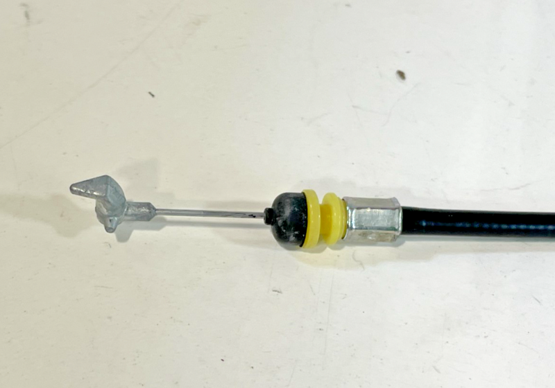 Load image into Gallery viewer, 2020 - 2022 HYUNDAI PALISADE FUEL FILLER DOOR LOCK LATCH ACTUATOR CABLE # 102241
