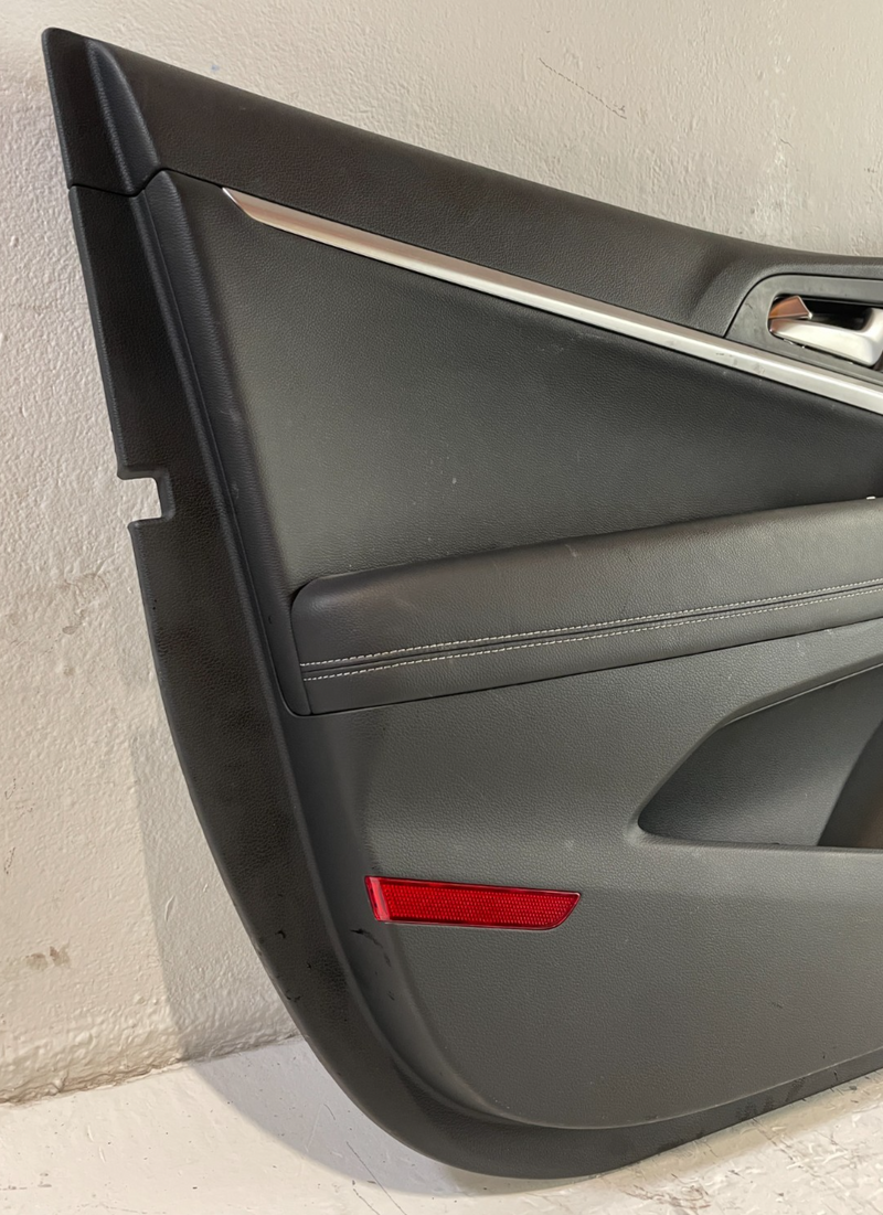 Load image into Gallery viewer, 2022-2023 GENESIS G70 FRONT LEFT DRIVER SIDE DOOR TRIM PANEL BLACK # 104324
