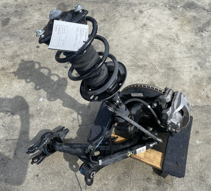 Load image into Gallery viewer, 2023-2025 ACURA INTEGRA FRONT LEFT SIDE SUSPENSION KNEE ASSEMBLY 1.5L # 106756
