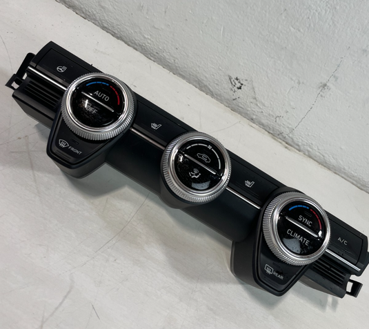 22-23 GENESIS G70 FRONT DUAL ZONE A/C TEMPERATURE CLIMATE CONTROL PANEL