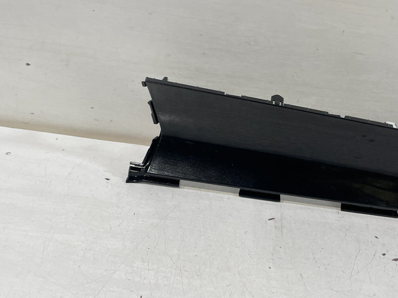 Load image into Gallery viewer, 2020 - 2022 HYUNDAI PALISADE RIGHT SIDE DASH UPPER MOLDING COVER PANEL # 99250
