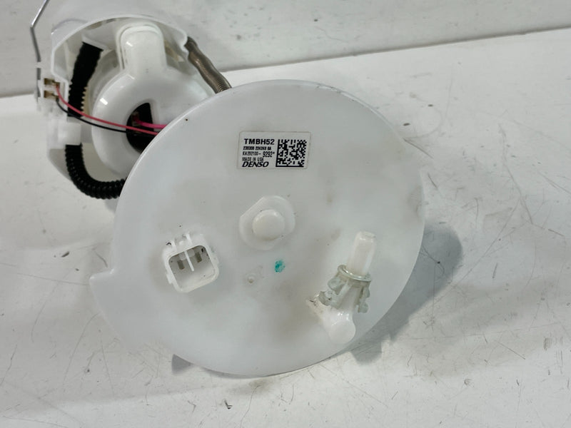 Load image into Gallery viewer, 20-26 HONDA CR-V FUEL GAS TANK PUMP SENDING UNIT MODULE KA292100-9292 # 102672
