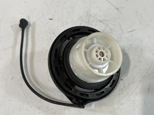 HYUNDAI ELANTRA SANTA FE PALISADE TUCSON REAR FUEL GAS TANK FILLER CAP