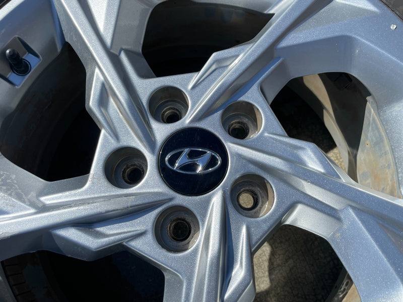 Load image into Gallery viewer, HYUNDAI TUCSON 17x7 5 SPOKE ALLOY WHEEL W/TIRE (ONLY#1) 2022-2024 # ML7-WH1333
