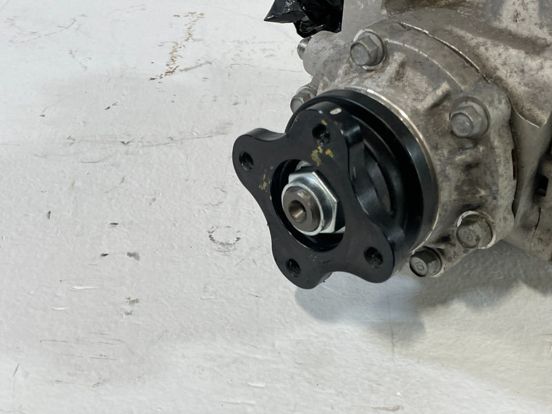 Load image into Gallery viewer, 22-23 KIA STINGER AWD FRONT DIFFERENTIAL CARRIER ASSEMBLY 34K MILES 2.5L # 99732
