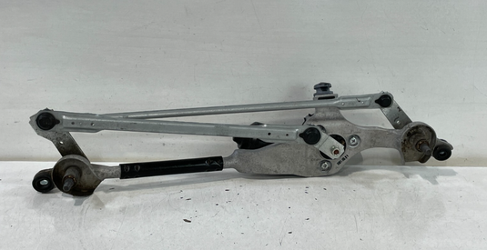 18-23 KIA STINGER FRONT WINDSHIELD WIPER TRANSMISSION LINKAGE W/ MOTOR