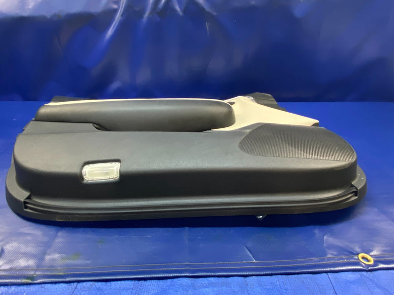 Load image into Gallery viewer, 2019 - 2020 INFINITI QX50 FRONT LEFT DRIVER SIDE DOOR TRIM PANEL # 76522
