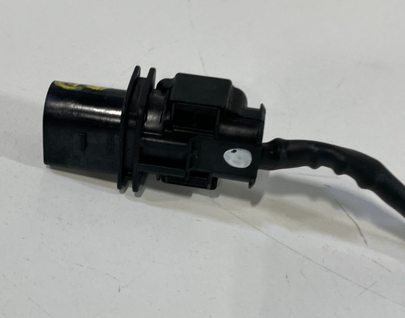 Load image into Gallery viewer, 2021-2025 HYUNDAI ELANTRA ENGINE EXHAUST LAMBDA OXYGEN O2 SENSOR 2.0L # 101795
