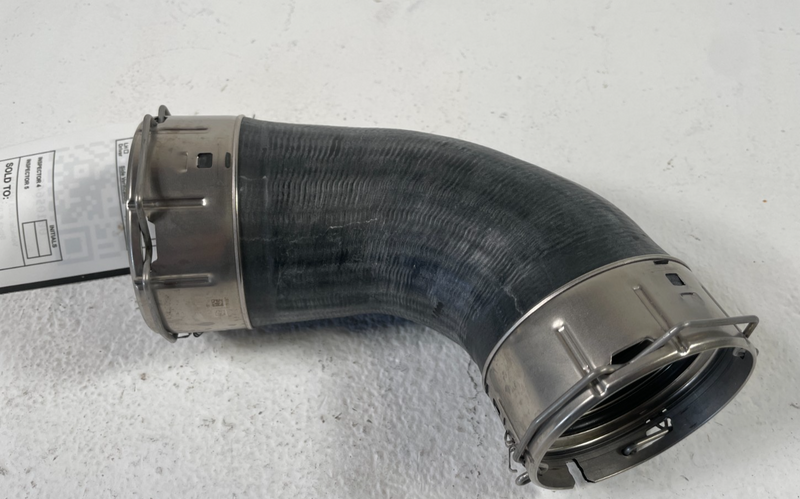 Load image into Gallery viewer, 20-25 BMW G82 M4 M3 M2 X4 X3 CHARGE AIR INDUCTION HOSE PIPE LINE 3.0L # 105646

