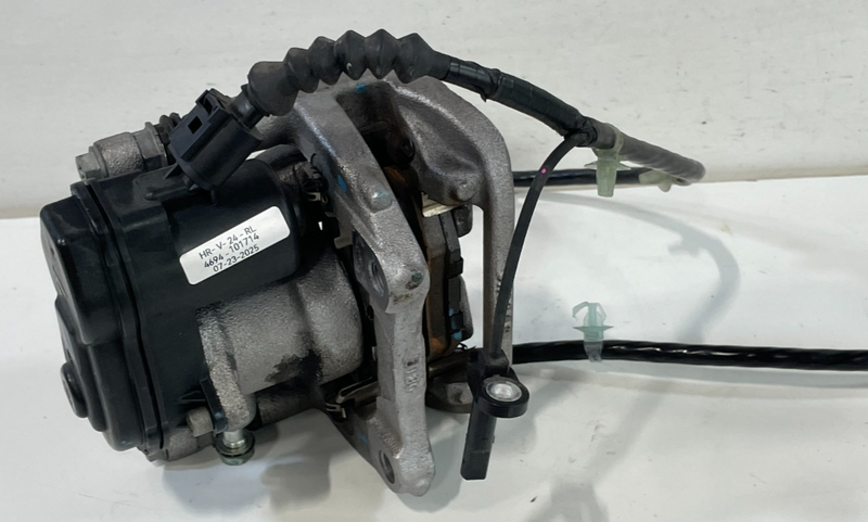 Load image into Gallery viewer, 23-26 HONDA HR-V REAR LEFT DRIVER SIDE DISC BRAKE CALIPER W/ ABS SENSOR # 101714

