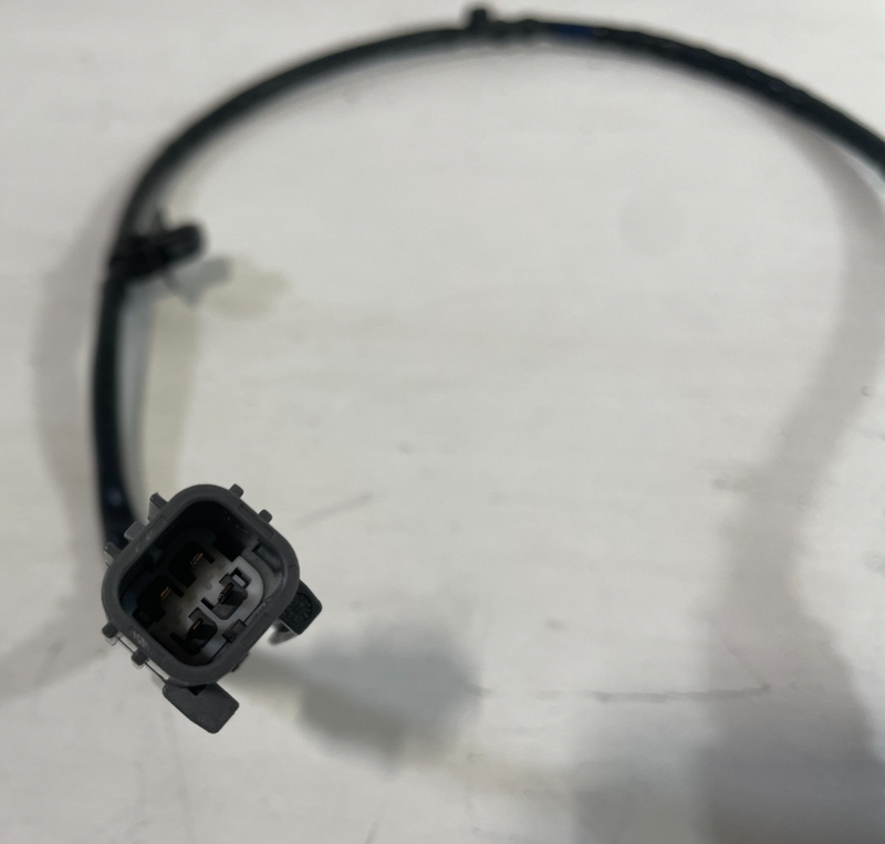 Load image into Gallery viewer, 20-25 HYUNDAI PALISADE REAR RIGHT LOWER EXHAUST LAMBDA O2 OXYGEN SENSOR # 105143
