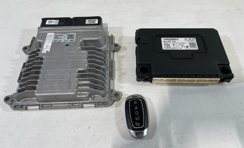 Load image into Gallery viewer, 20-22 HYUNDAI PALISADE ENGINE &amp; BODY CONTROL MODULE ECM BCM W/ KEY FOB # 104718
