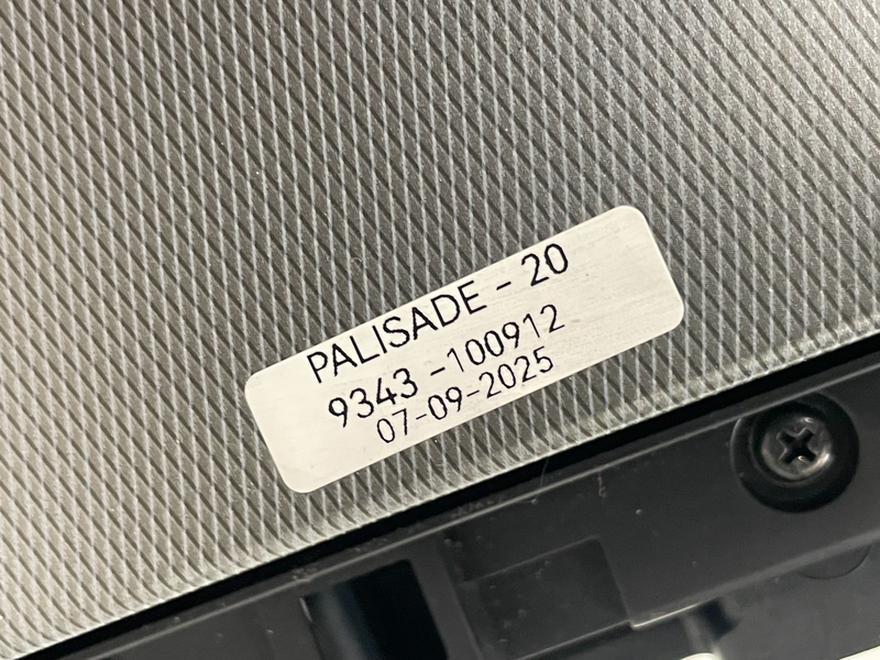 Load image into Gallery viewer, 2020-2022 HYUNDAI PALISADE CENTER CONSOLE LOWER BASE FRAME BODY BRACKET # 100912
