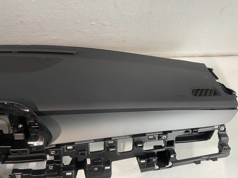 Load image into Gallery viewer, 2023-2025 HYUNDAI PALISADE INSTRUMENT PANEL PAD DASHBOARD ASSEMBLY 3.8L # 104226
