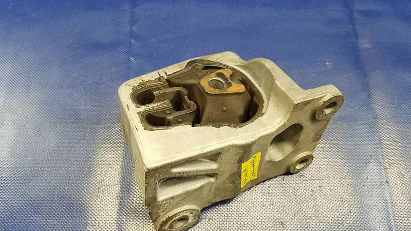 Load image into Gallery viewer, 19-20 NISSAN ALTIMA REAR TURBO ENGINE MOTOR MOUNTING STRUT BUFFER ASSEMBLY 56096

