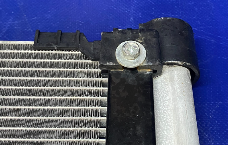 Load image into Gallery viewer, 16 - 19 INFINITI Q50 Q60 A/C AC AIR CONDITIONING CONDENSER ASSEMBLY 2.0L # 78193
