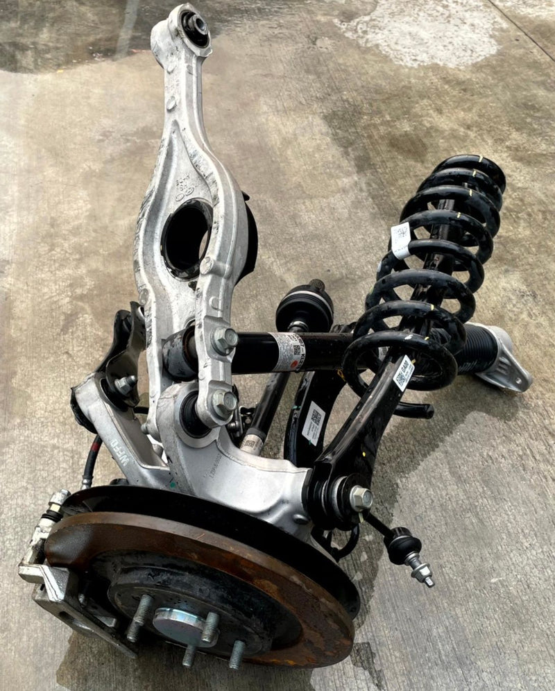 Load image into Gallery viewer, 2023-2025 HYUNDAI IONIQ 6 RWD REAR RIGHT SIDE SUSPENSION KNEE ASSEMBLY # 110541
