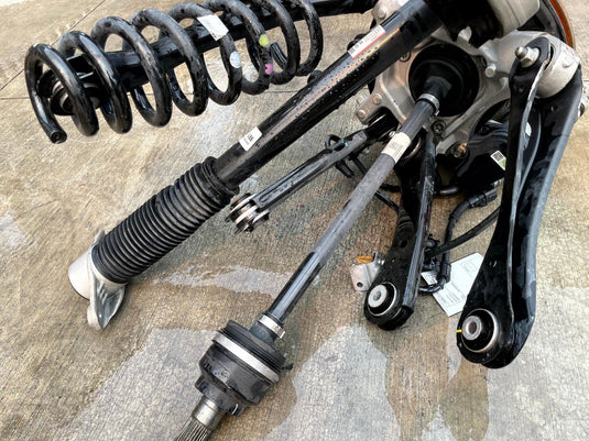 2023-2025 HYUNDAI IONIQ 6 RWD REAR RIGHT SIDE SUSPENSION KNEE ASSEMBLY