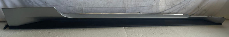 Load image into Gallery viewer, 2015-2023 FORD MUSTANG FRONT RIGHT PASSENGER SIDE ROCKER MOLDING COVER # 113539
