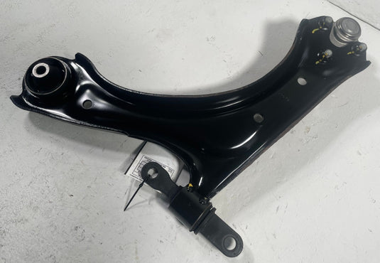 2023 - 2026 KIA SPORTAGE FRONT RIGHT PASSENGER SIDE LOWER CONTROL ARM